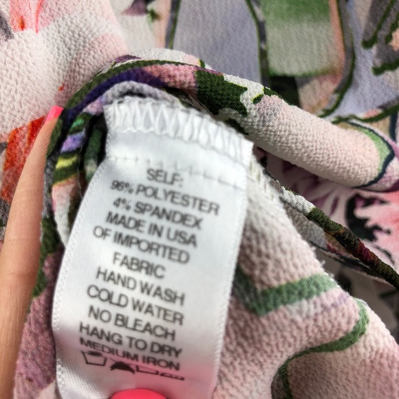 Johanne Beck Button Down Boxy Floral Blouse, Sz. S - Picture 6 of 6